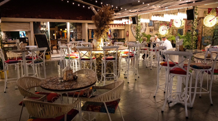 Hippie @ Heart, Mills