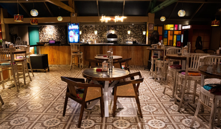 Hippie @ Heart, Mills