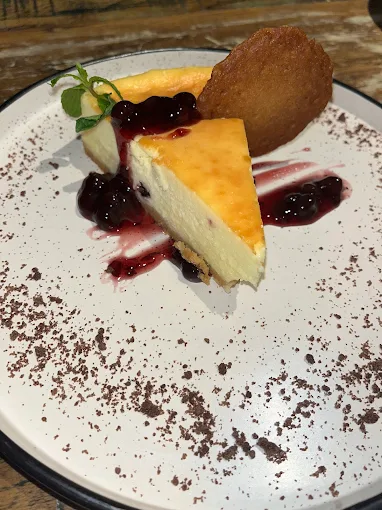 Hippie @ Heart, Mills