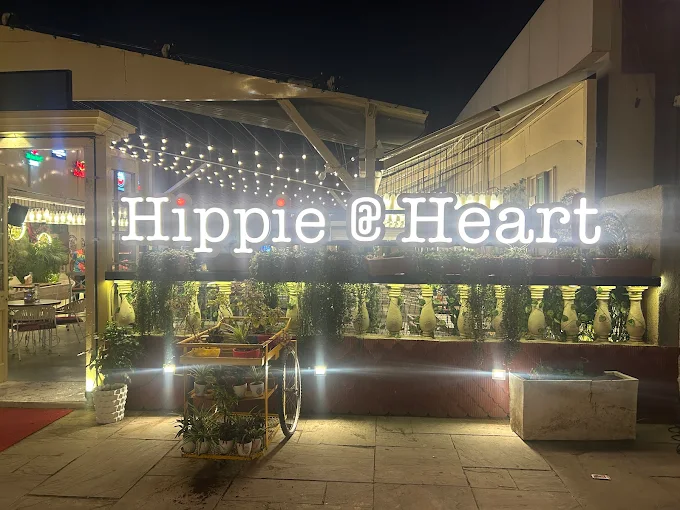 Hippie @ Heart, Mills